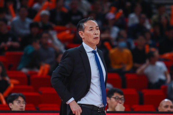 壹号娱乐APP 许利民：关键时刻方硕表现不负众望 核心球员有望近期复出助力球队